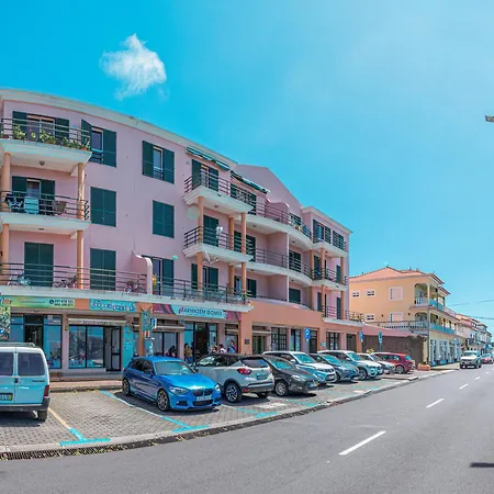 Calheta 3 Stars Apartment